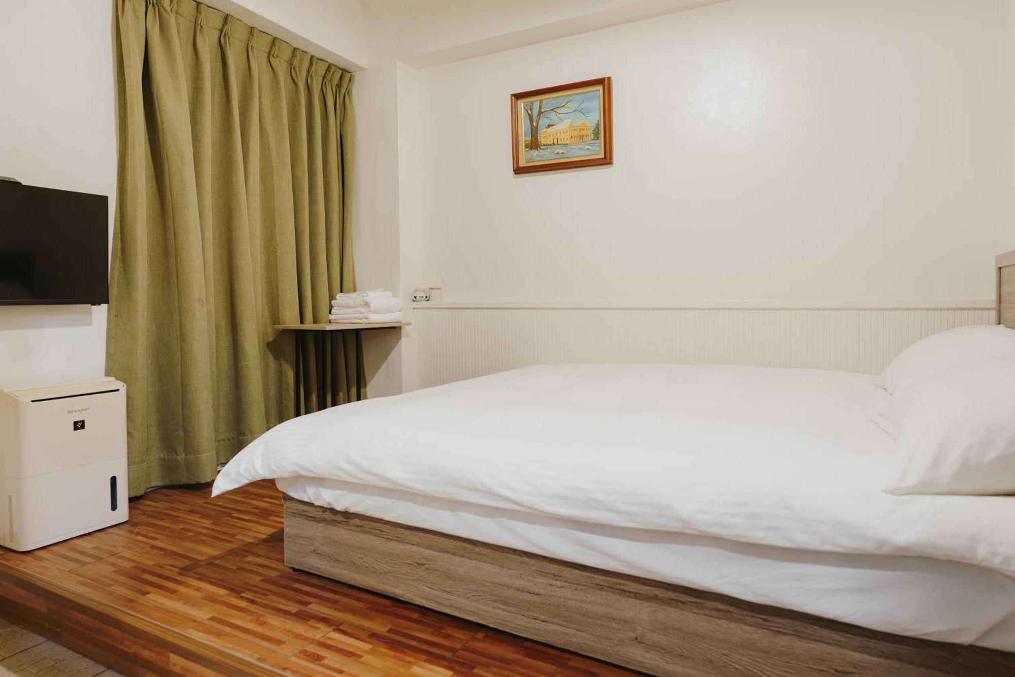 Mountain Traveler Inn Цзюфэнь Экстерьер фото