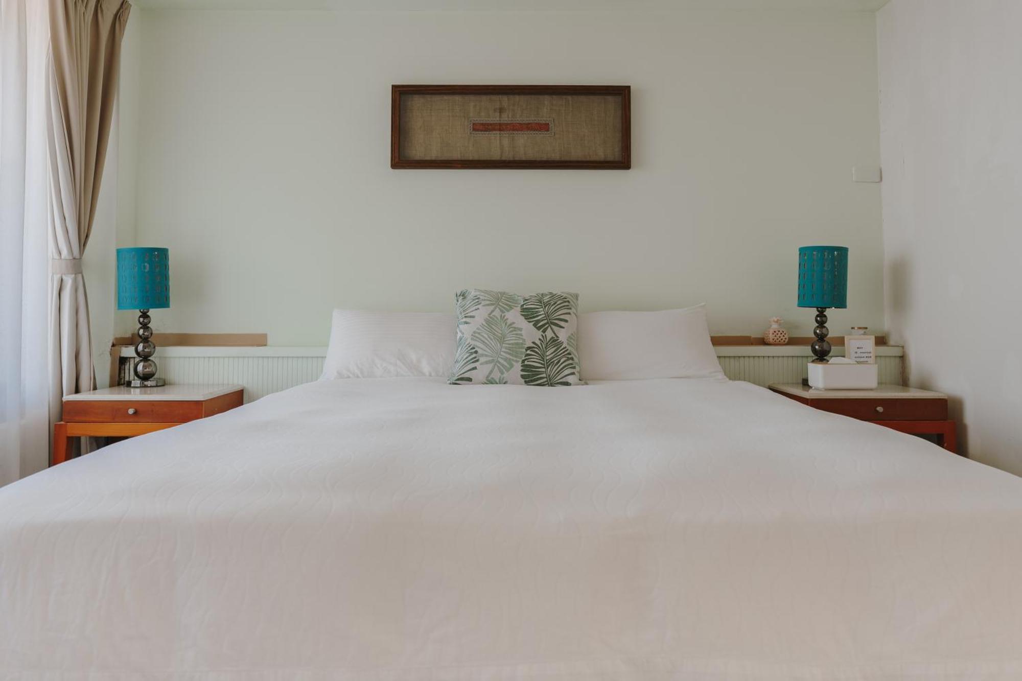 Mountain Traveler Inn Цзюфэнь Экстерьер фото