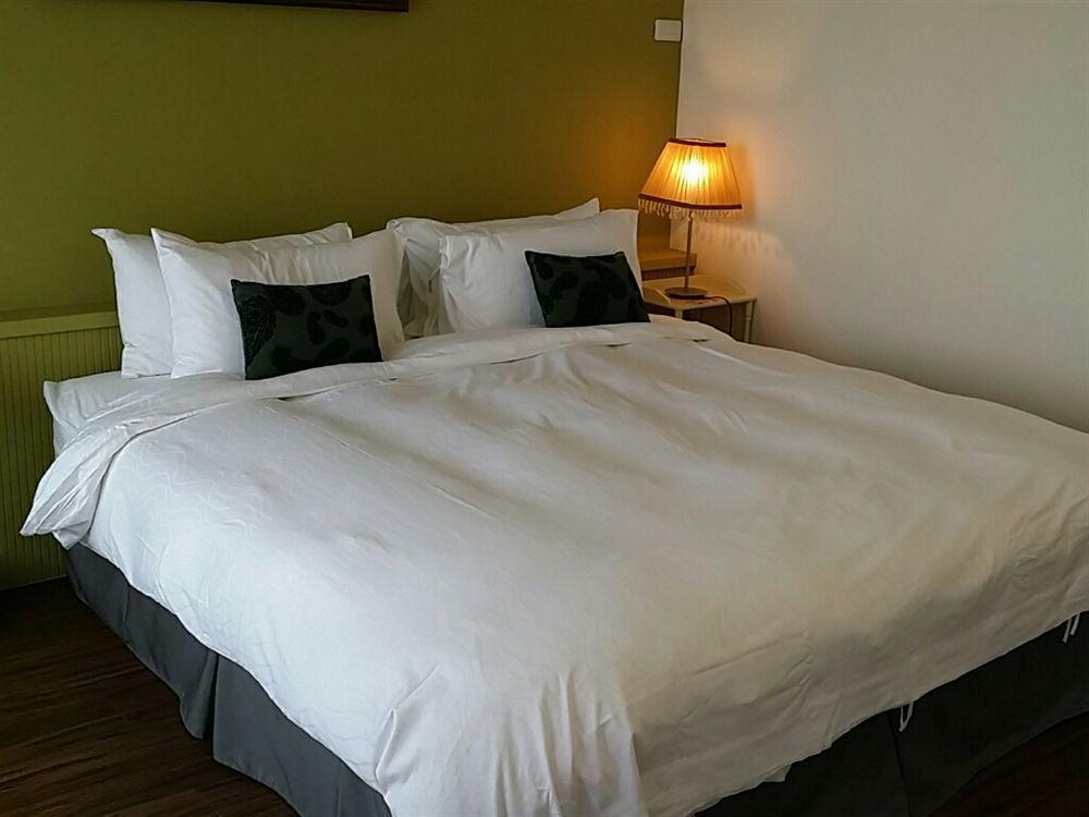 Mountain Traveler Inn Цзюфэнь Экстерьер фото
