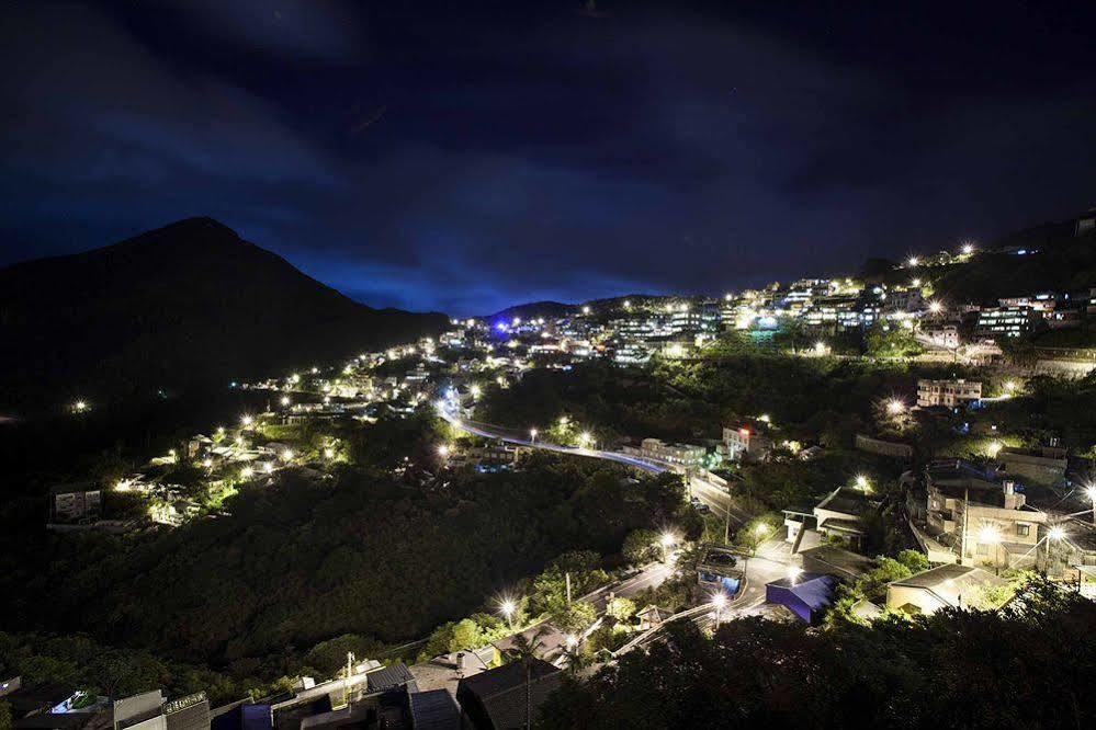 Mountain Traveler Inn Цзюфэнь Экстерьер фото